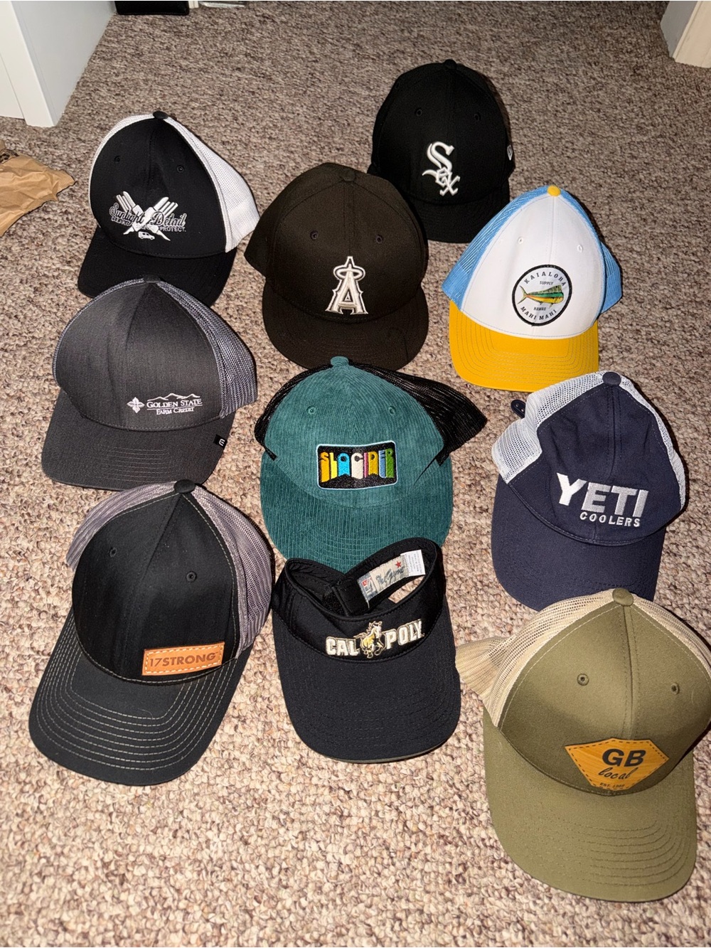 Assortment of 10 Men’s Hats